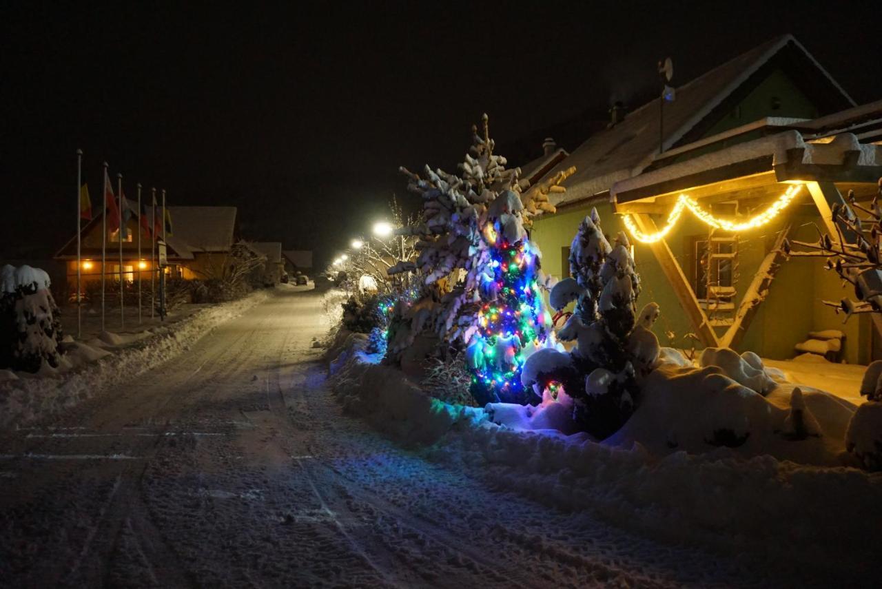 Villapark Vlasky Bešeňová Esterno foto